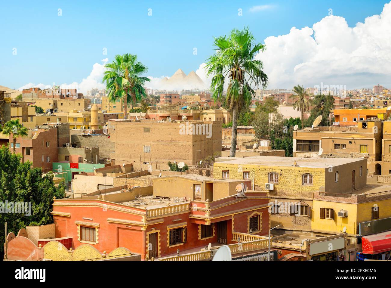 Quartier résidentiel de Giza plateau à sunny day Banque D'Images
