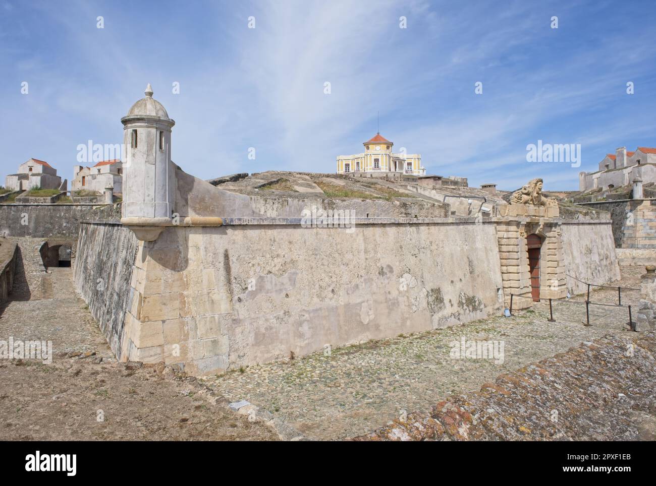 Elvas, Portugal - 30 mars 2023 : le fort de Nossa Senhora da Graca ...