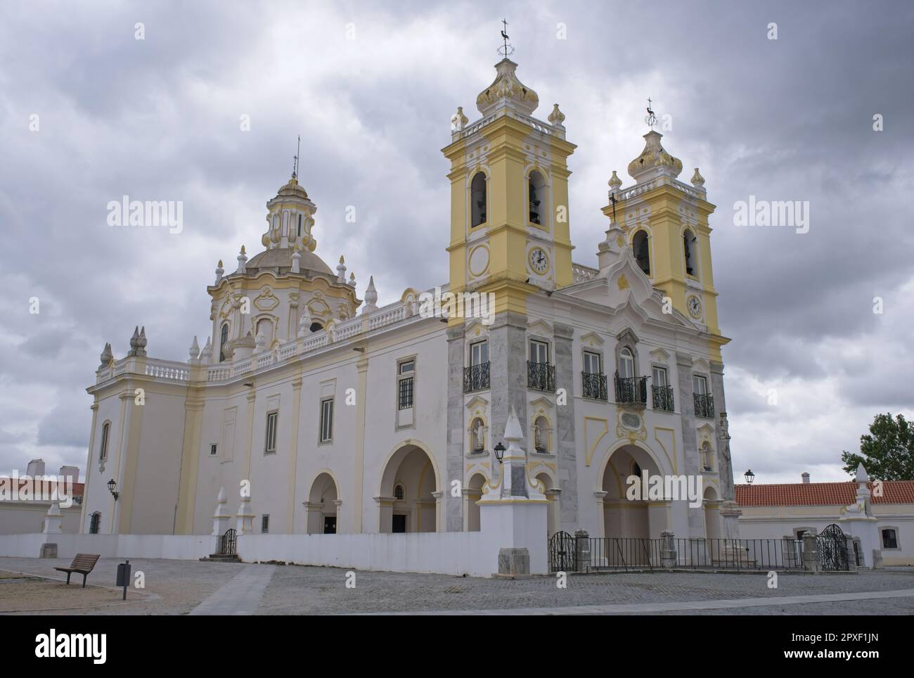 Viana do Alentejo, Portugal - 31 mars 2023 : le Sanctuaire de Nossa Senhora d'Aires, à la périphérie de Viana do Alentejo, est une œuvre du CEN 18th Banque D'Images