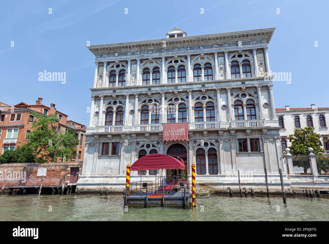 CA' Loredan Venramin Calergi, 15ème siècle Palazzo abritant le musée Wagner et Casino Di Venezia, sur le Grand canal, Cannaregio, Venise Banque D'Images