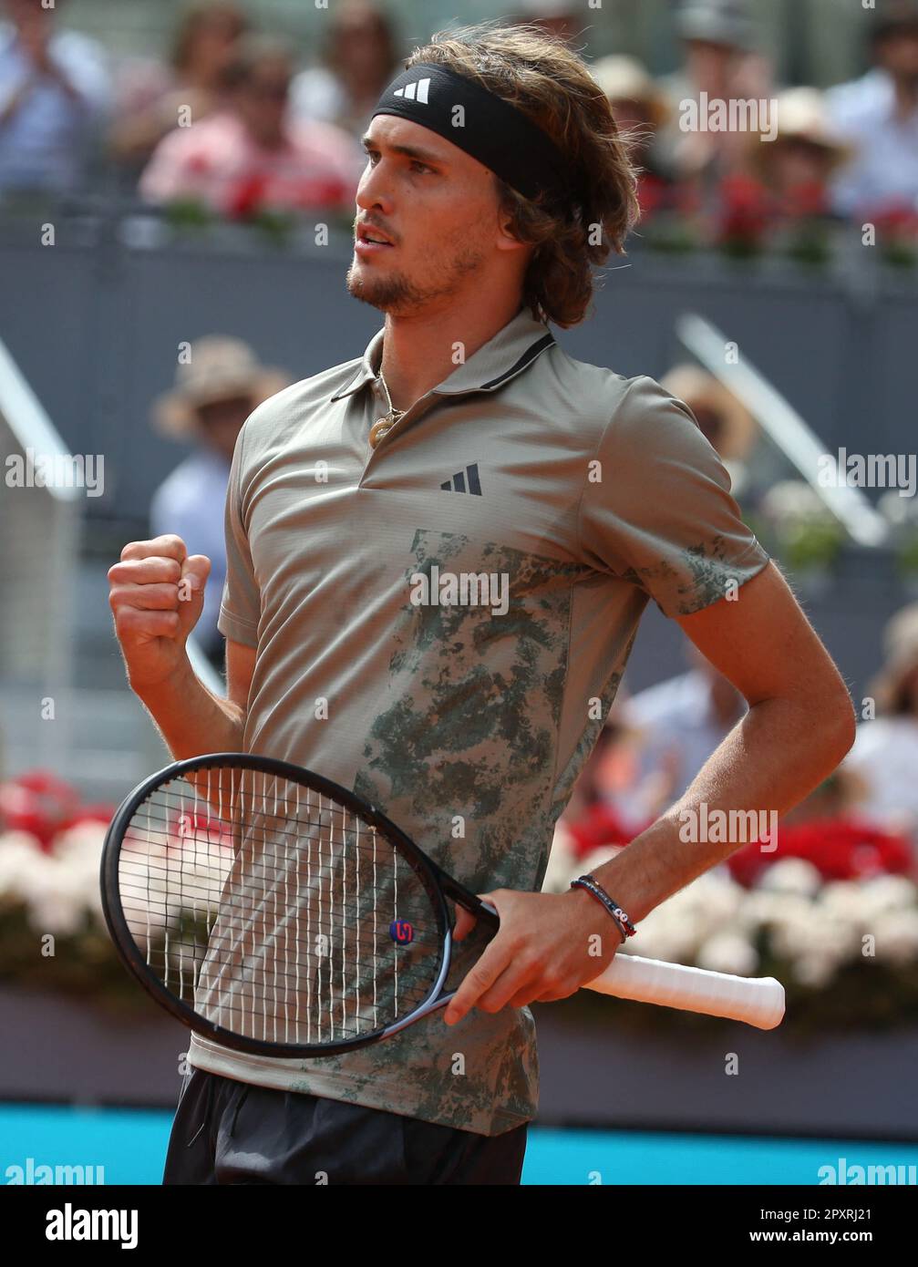 Madrid, Espagne. 02nd mai 2023. Alexandre Zverev d'Allemagne pendant l'Open de Mutua Madrid 2023, ATP Masters 1000 tournoi de tennis sur 2 mai 2023 à Caja Magica à Madrid, Espagne. Photo de Laurent Lairys/ABACAPRESS.COM crédit: Abaca Press/Alay Live News Banque D'Images