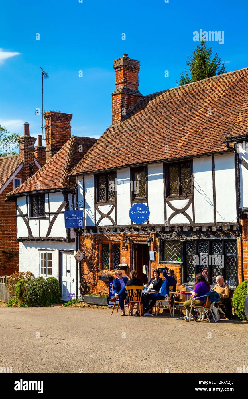 The Church Mouse Tea Rooms dans la place du village, Chilham, Kent, Angleterre, Royaume-Uni Banque D'Images