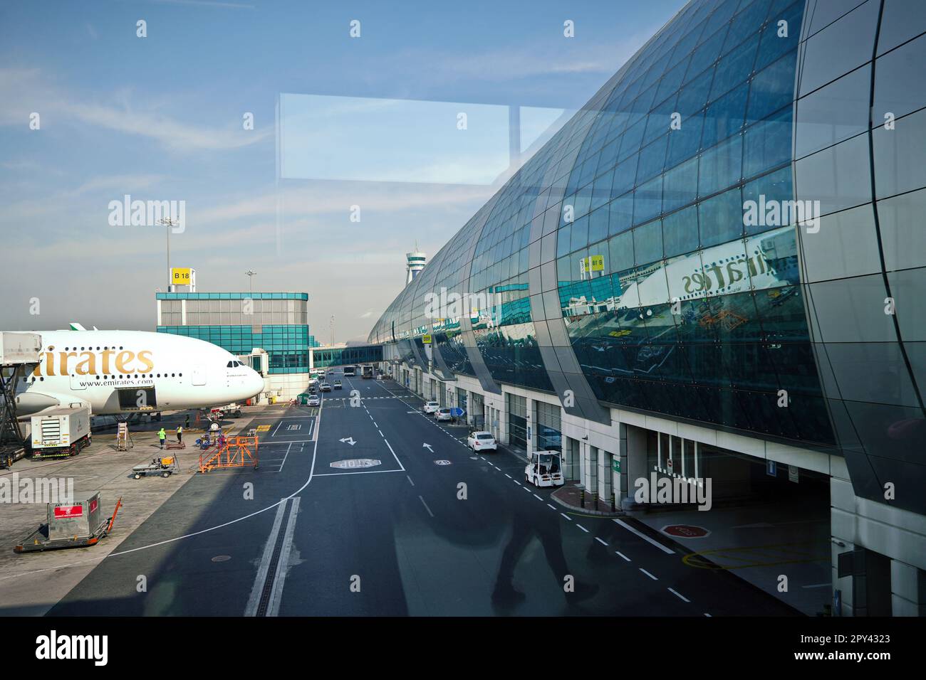 Aéroport international de Dubaï. DUBAÏ, Émirats arabes Unis - avril 2023 Banque D'Images