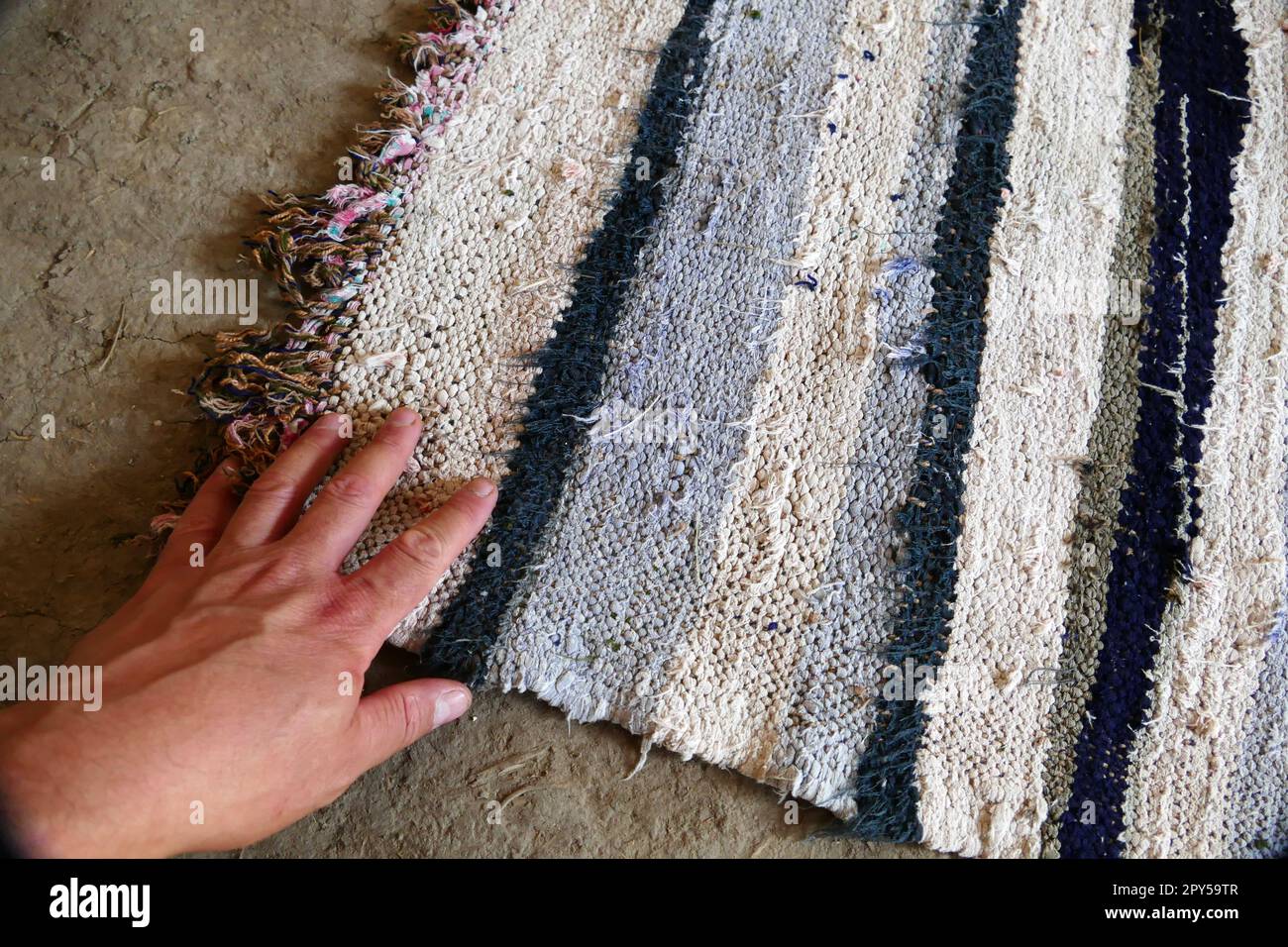Tapis en toile, tapis en toile tissé à la main, motifs de tapis en Anatolie  dans la maison du village Photo Stock - Alamy