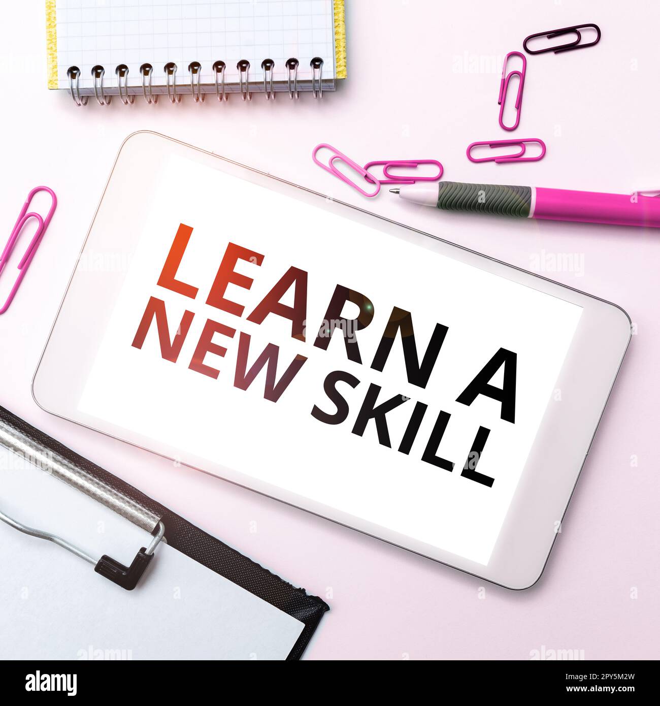 Affiche apprendre Une nouvelle compétence. Les connaissances d'acquisition de vitrine d'affaires grâce à une expérience d'étude enseignée Banque D'Images