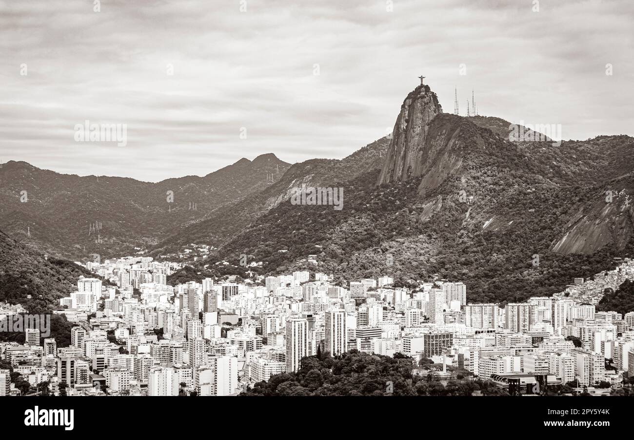 Cristo Redentor sur la montagne Corcovado Rio de Janeiro Brésil. Banque D'Images