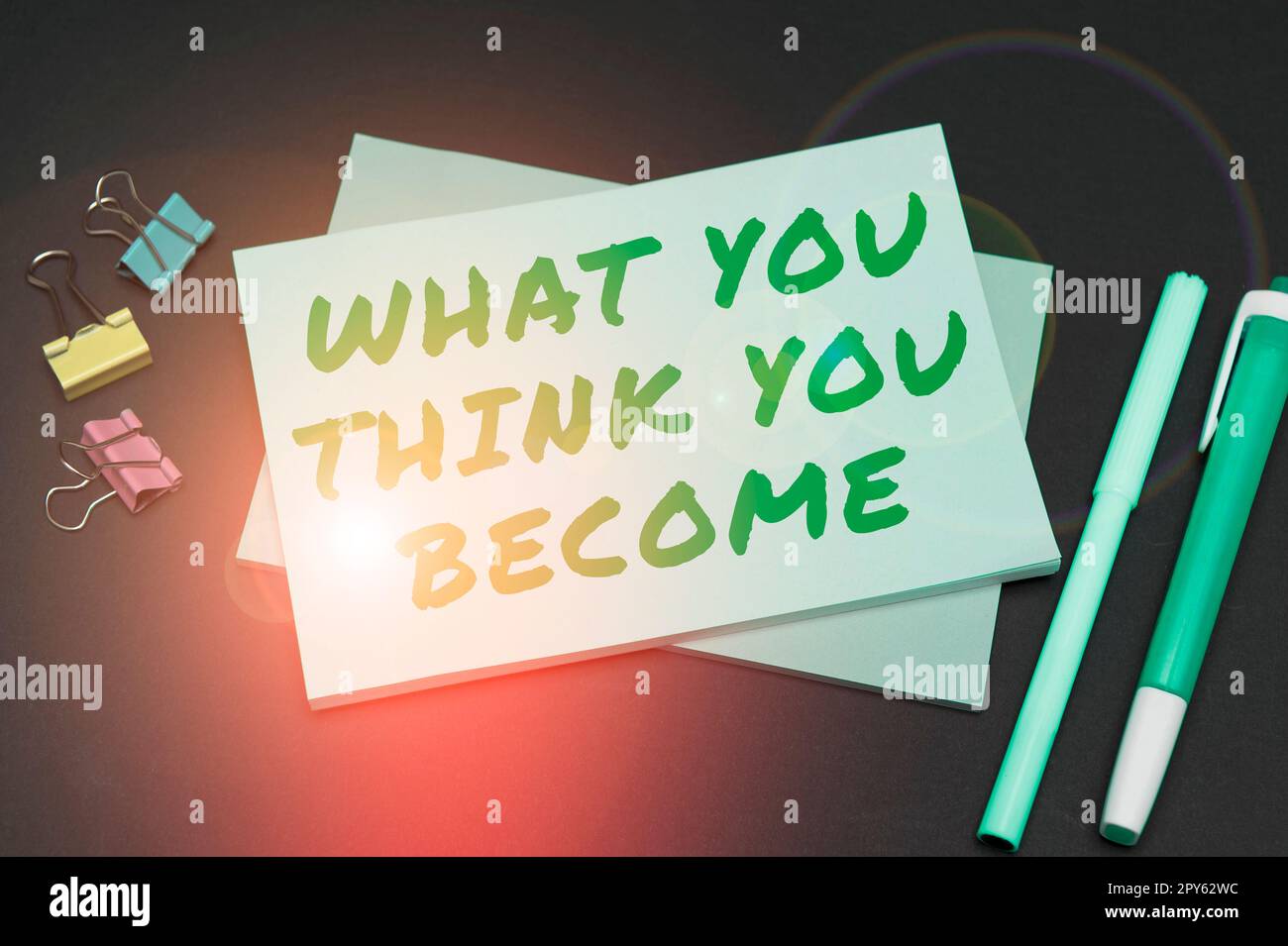 Affichage conceptuel ce que vous pensez devenir. Vitrine d'affaires être réussi et positif dans la vie exigent de bonnes pensées Banque D'Images