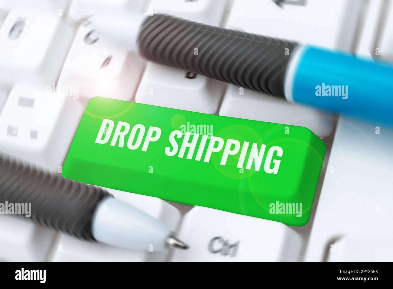 Affiche indiquant l'expédition du DROP. Internet concept pour envoyer des marchandises d'un fabricant directement à un client plutôt qu'au détaillant Banque D'Images