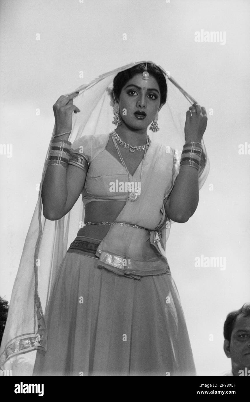 Vieux millésime indien 1980s noir et blanc bollywood cinéma hindi film acteur, Inde, Shree Amma Yanger Ayyappan, Sridevi, actrice indienne, Inde Banque D'Images