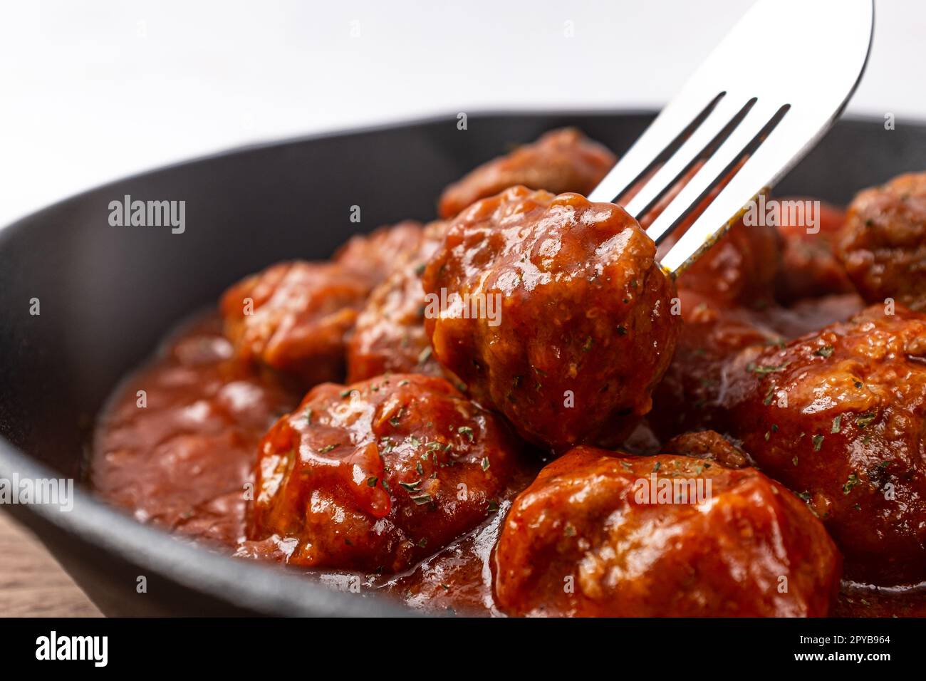 Boulettes de viande à la tomate avec sauce porc et tomate Banque D'Images