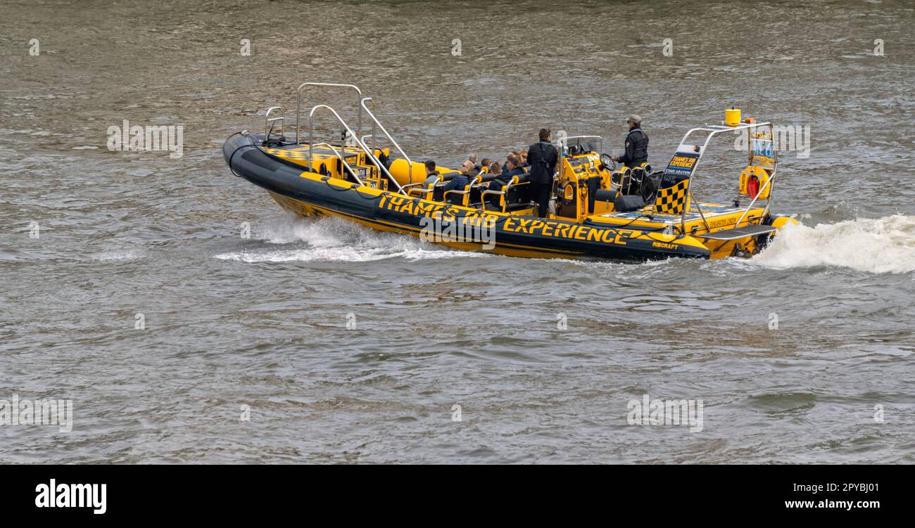 Thames Rib Experience speightseeing Speedboat on River Thames UK 30th avril 2023 Banque D'Images