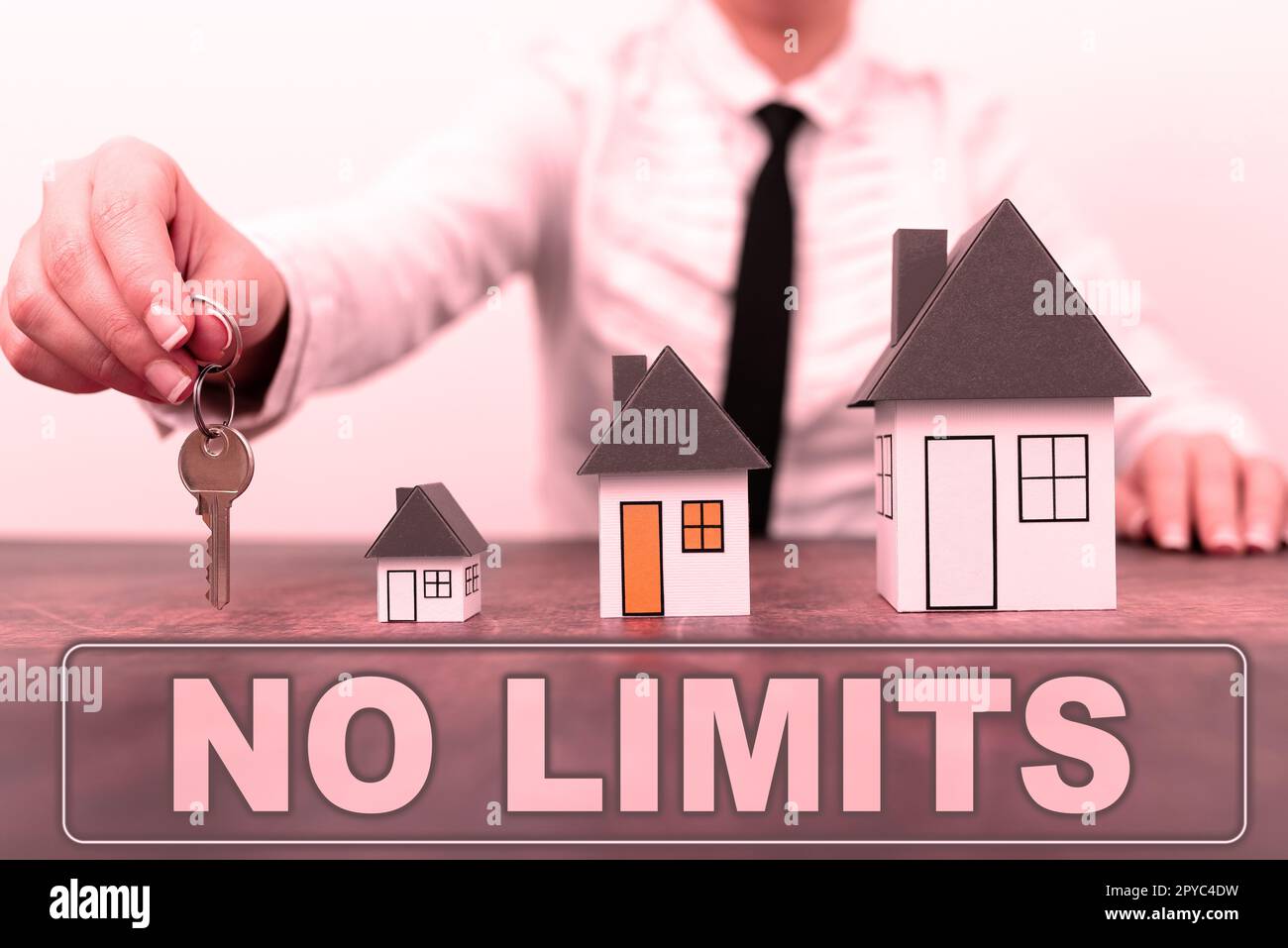 Inspiration montrant le signe aucune limite. Concept qui signifie faire tout ce que vous pourriez avec des restrictions et de la retenue Banque D'Images