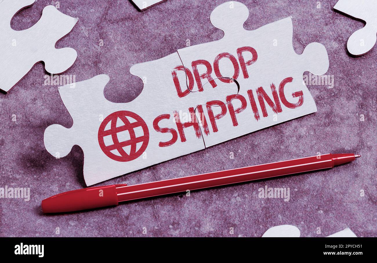 Envoi de texte d'écriture manuscrite. Internet concept pour envoyer des marchandises d'un fabricant directement à un client plutôt qu'au détaillant Banque D'Images