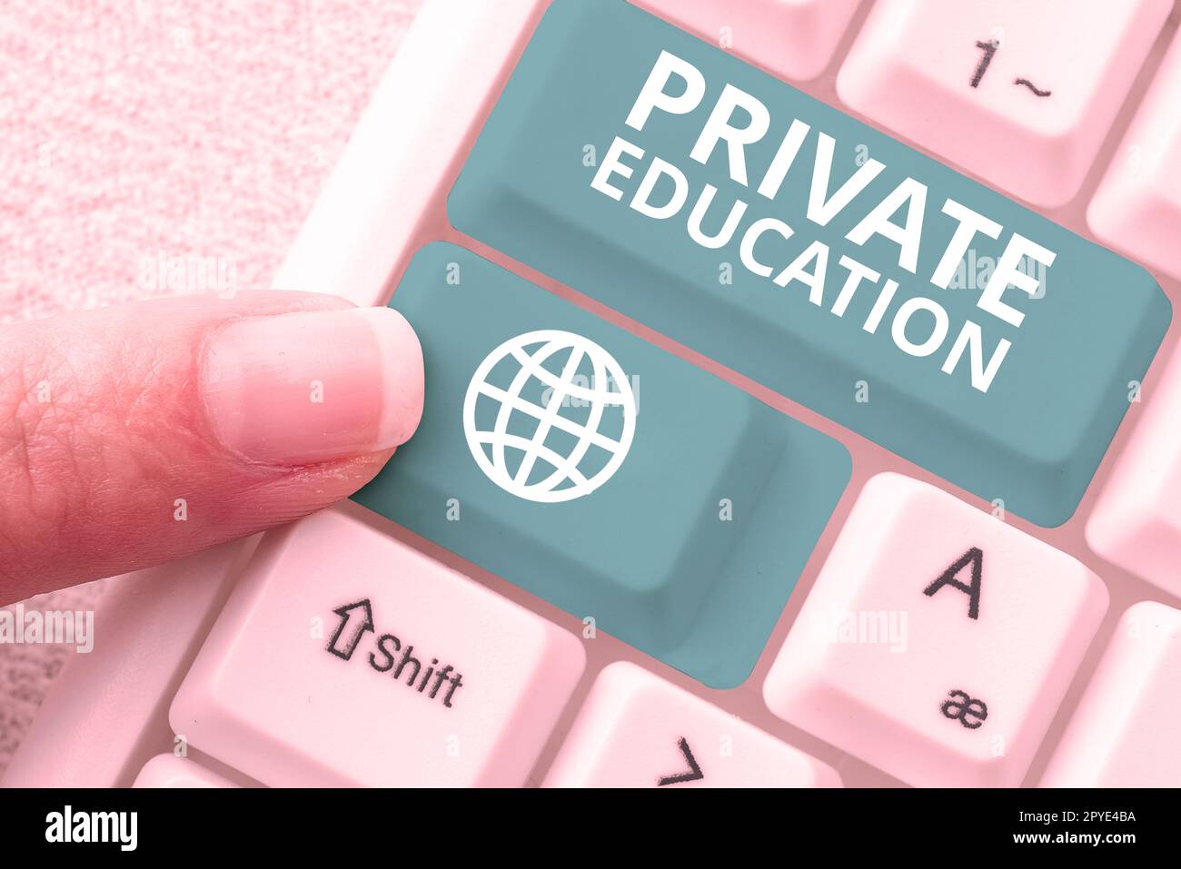 Inspiration montrant le signe de l'éducation privée. Concept d'entreprise appartenant à une personne ou à un groupe particulier Banque D'Images