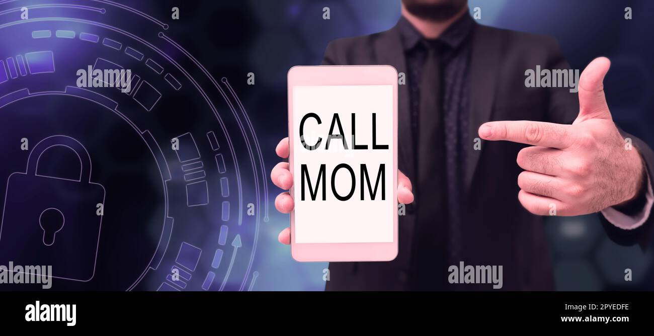 Affichage conceptuel Mum. Appel Mot pour tenter de communiquer avec la mère à l'aide du smartphone Banque D'Images