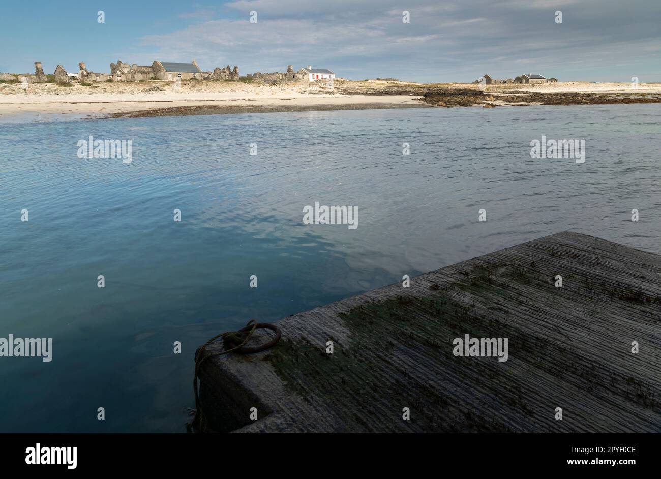 Village de pêcheurs abandonné sur l'île Inishkea South sur la voie de l'Atlantique sauvage à Mayo Irlande Banque D'Images