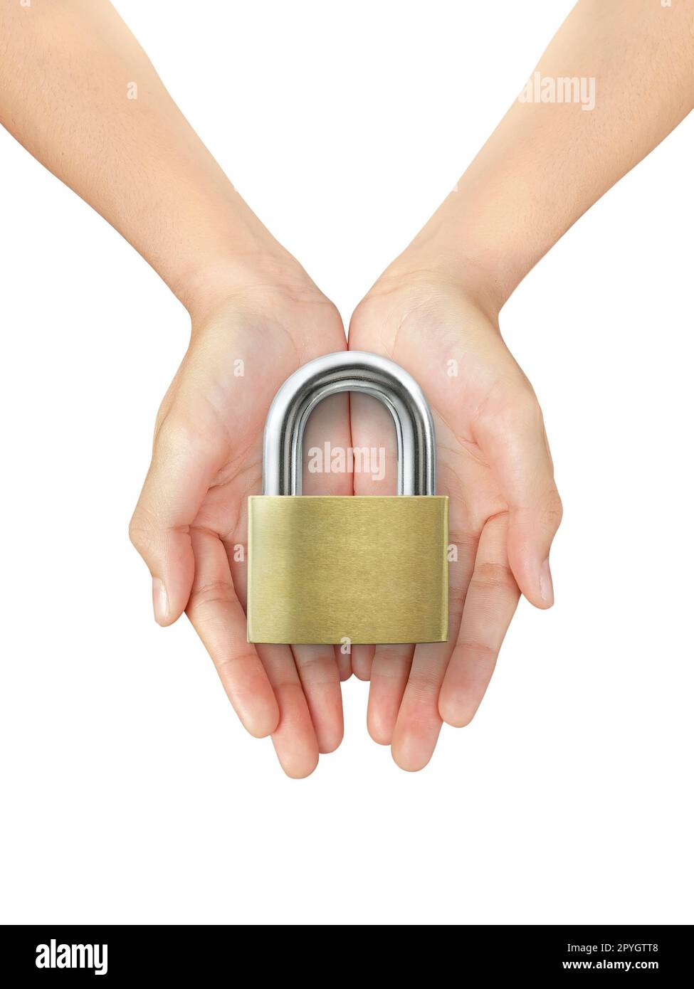 Belle main de femme tenant un cadenas verrouillé sur un fond blanc isolé Banque D'Images