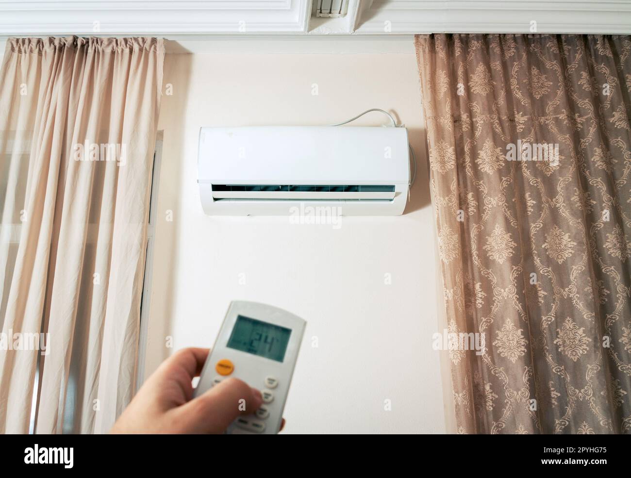 Unité de climatisation à proximité à la maison Banque D'Images