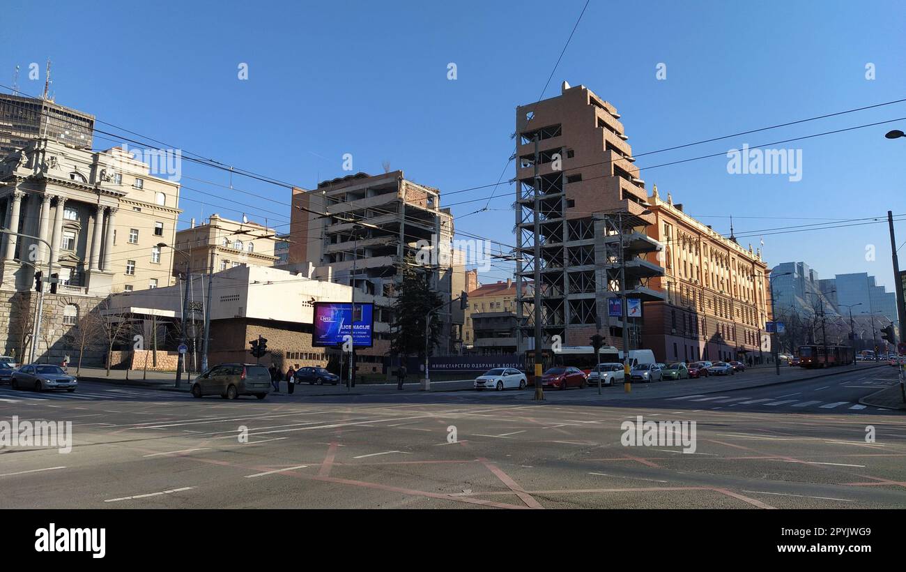 Belgrade, Serbie - 24 janvier 2020 : ancien bâtiment du ministère de la Défense de la Yougoslavie à Belgrade, lourdement endommagé lors du bombardement lors de l'opération de la Force alliée menée par les forces de l'OTAN Banque D'Images