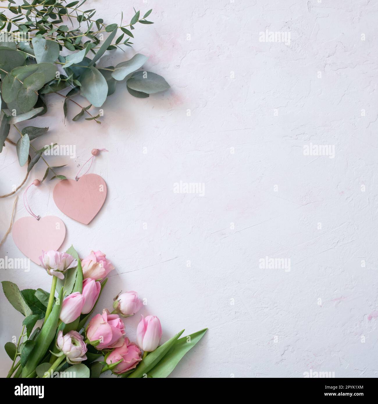 Arrangement de mariage de fleurs de printemps roses Banque D'Images