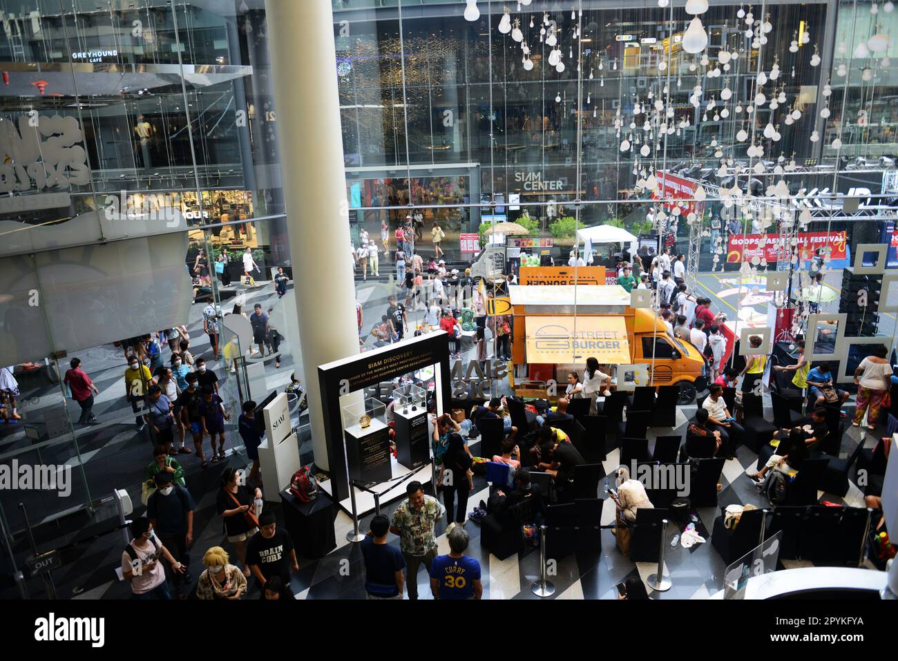 Centre commercial Siam Discovery près de la place Siam à Bangkok, Thaïlande. Banque D'Images