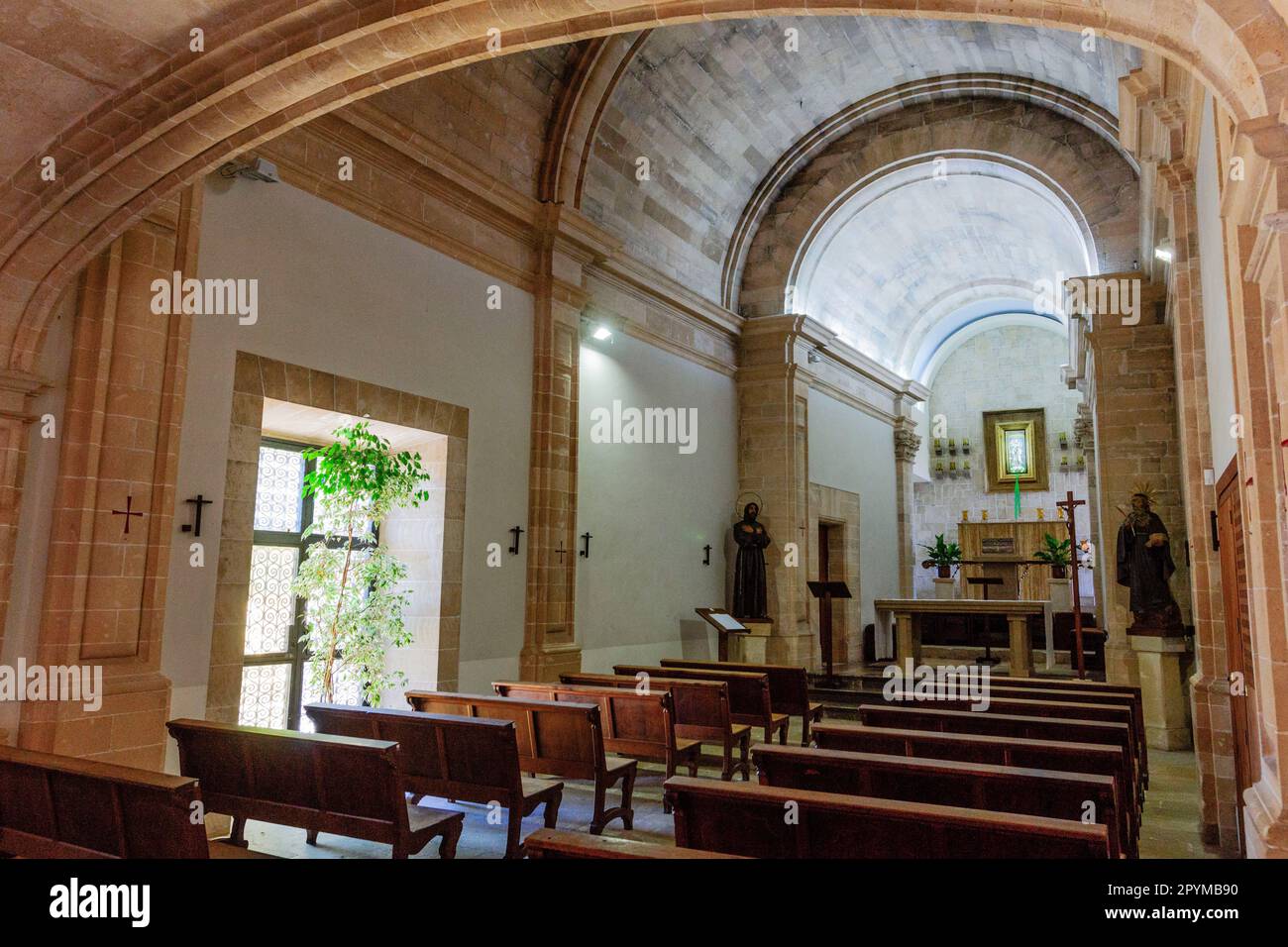 iglesia catolica, Santuario de Nostra Senyora de Cura, ubicado en el Puig de Cura, Pla de Mallorca, Mallorca, Islas Baleares, España Banque D'Images