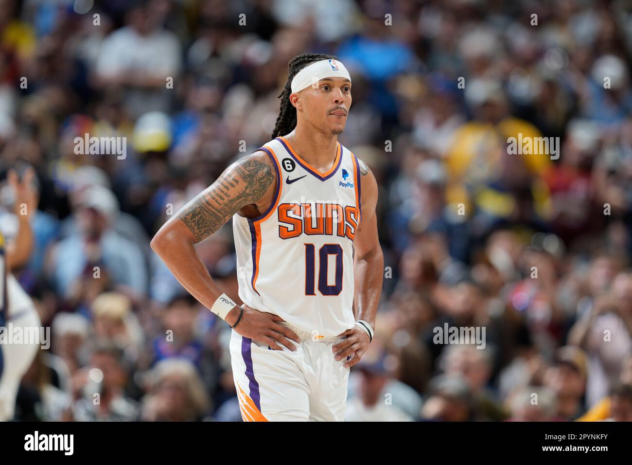 Phoenix suns guard damion lee 10 in the second half of game 2 of an