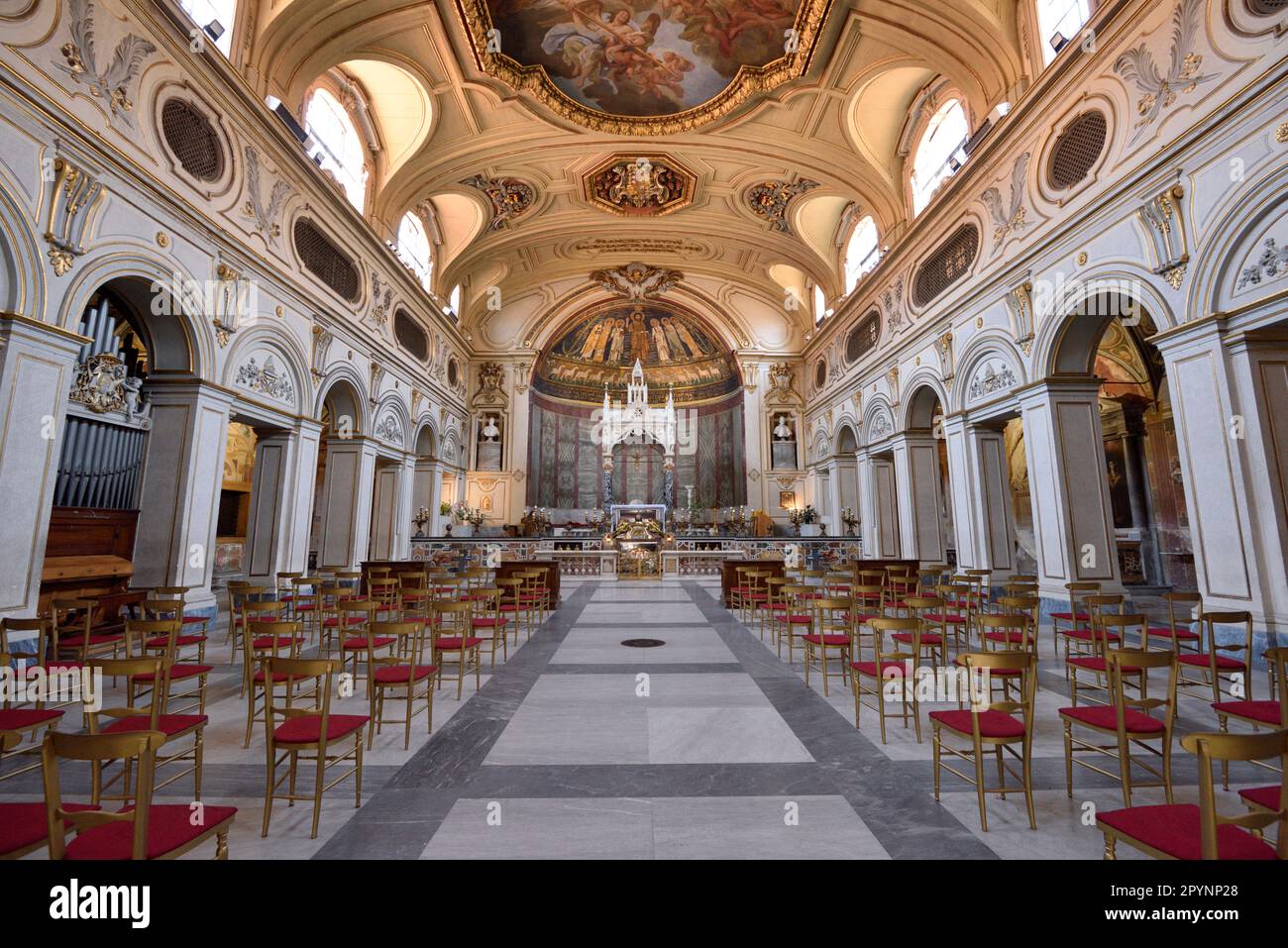 Basilique de Santa Cecilia in Trastevere interior, Trastevere, Rome, Italie Banque D'Images