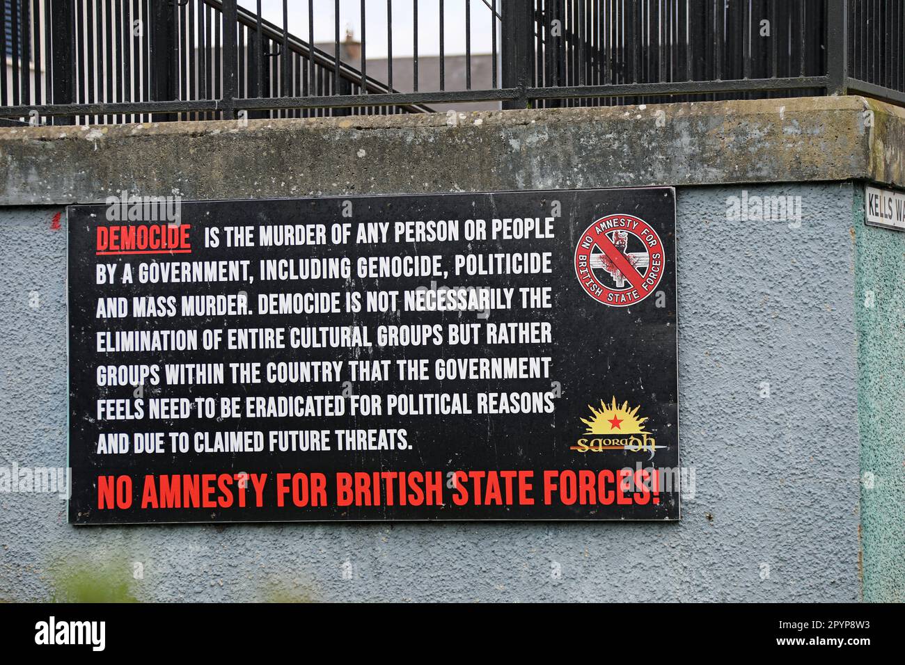 Affiche politique au quartier de Bogside de Derry Banque D'Images