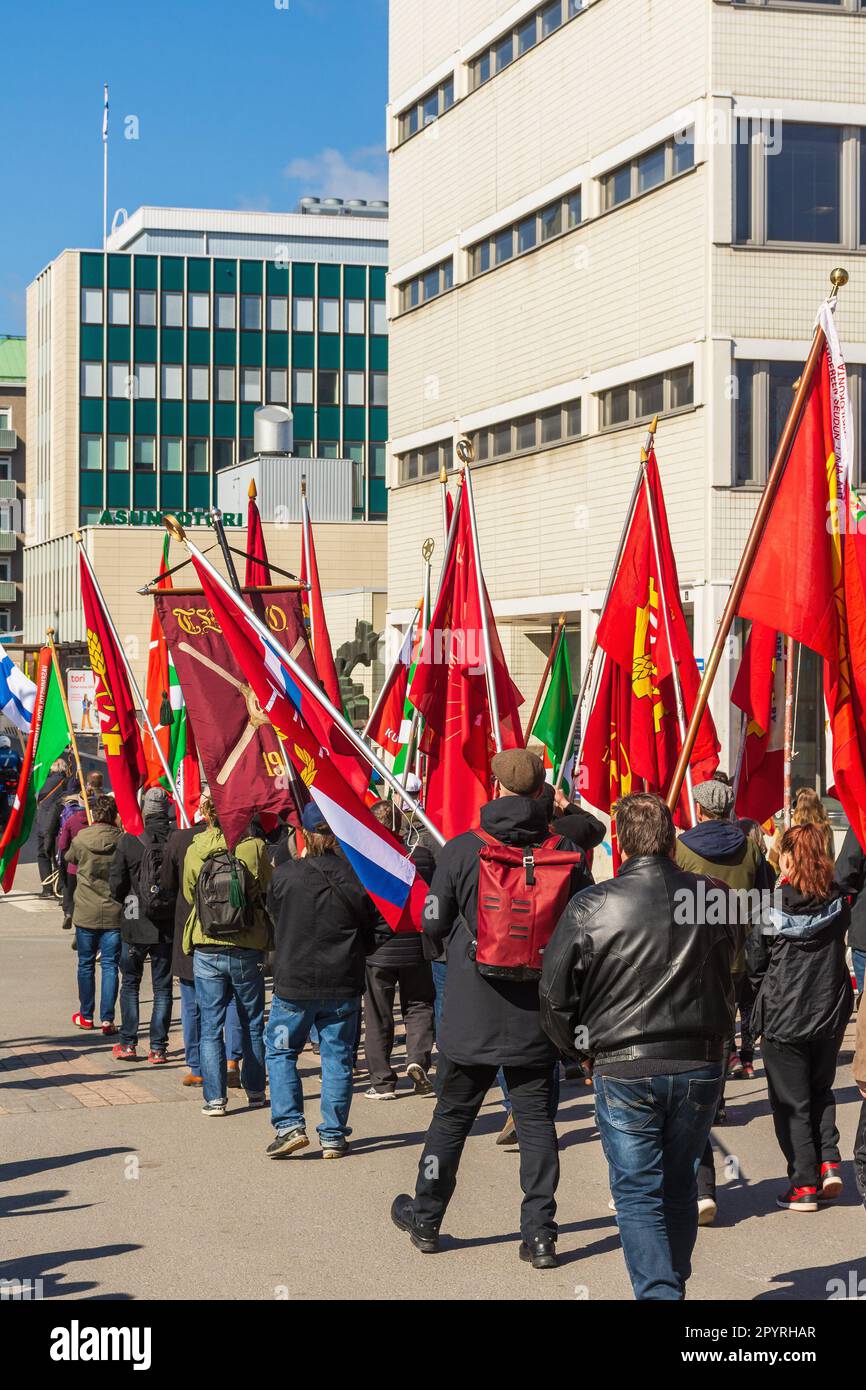 Procession du jour de mai à Tampere en Finlande Banque D'Images