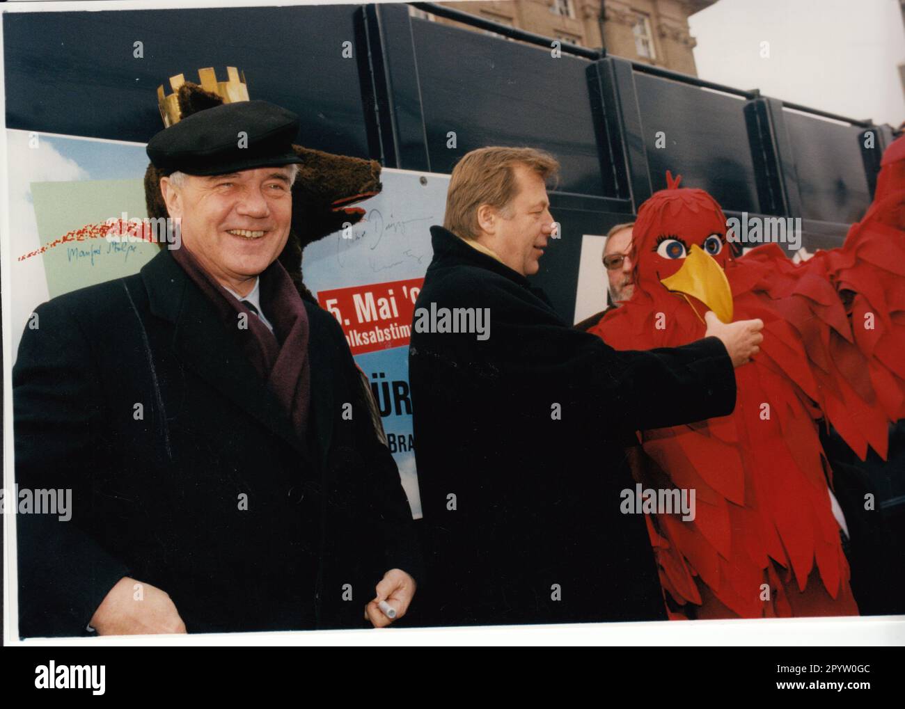 Lancement conjoint de publicité pour la fusion d'État par Manfred Stolpe(l.) Et Eberhard Diepgen(r.) À Berlin. Campagne publicitaire. Photo: MAZ/Bernd Gartenschläger.31.01.1996 [traduction automatique] Banque D'Images