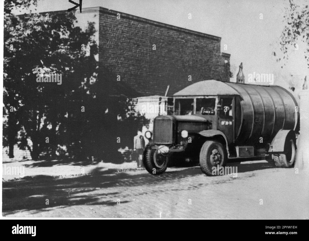 Nettoyage de la ville Potsdam dans le 30s.déchets, nettoyage de rue, camion de déchets. Photo: MAZ/Archive, vers 1930 [traduction automatique] Banque D'Images