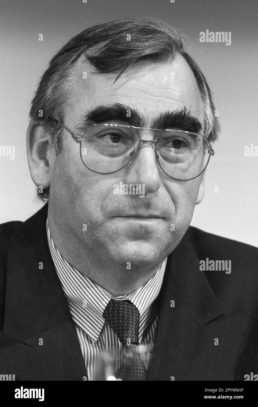 Allemagne, Munich, 23.11.1991. Archive: 30-24-19 CSU Party Conference photo: Theo Waigel [traduction automatique] Banque D'Images