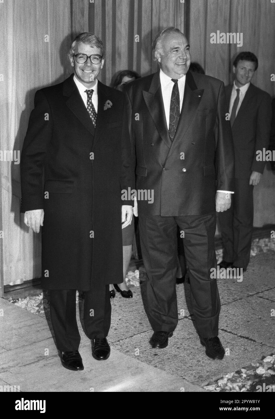 Allemagne, Bonn, 10.11.1991. Archive: 29-68-37 Premier ministre britannique Major à Kohl. Photo : le chancelier allemand Helmut Kohl et le premier ministre John Major. [traduction automatique] Banque D'Images