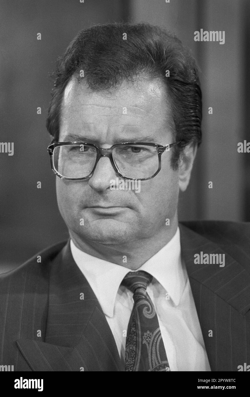 Allemagne, Bonn, 27.09.1991. Archive: 28-75-36 pour votre archive! Photo: Klaus Kinkel, Ministre fédéral des Affaires étrangères [traduction automatique] Banque D'Images