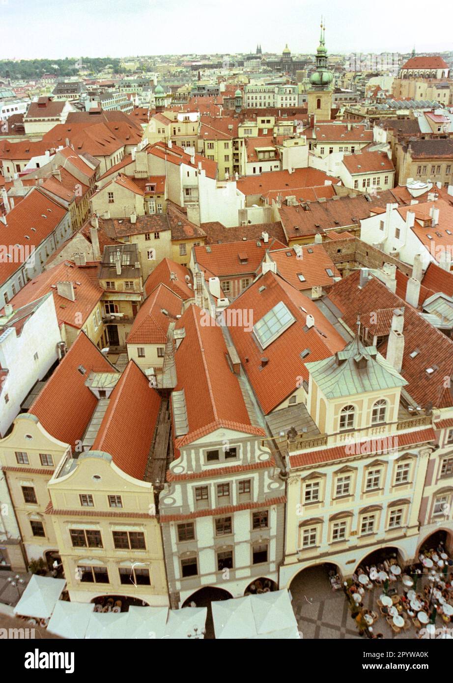 République tchèque / Prague / République tchèque / CZ 17.08.1999 Vieille ville de Narkt (place de la Vieille ville) // Moyen âge / Bâtiment de ville / toit / // Patrimoine mondial UNESCO [traduction automatique] Banque D'Images