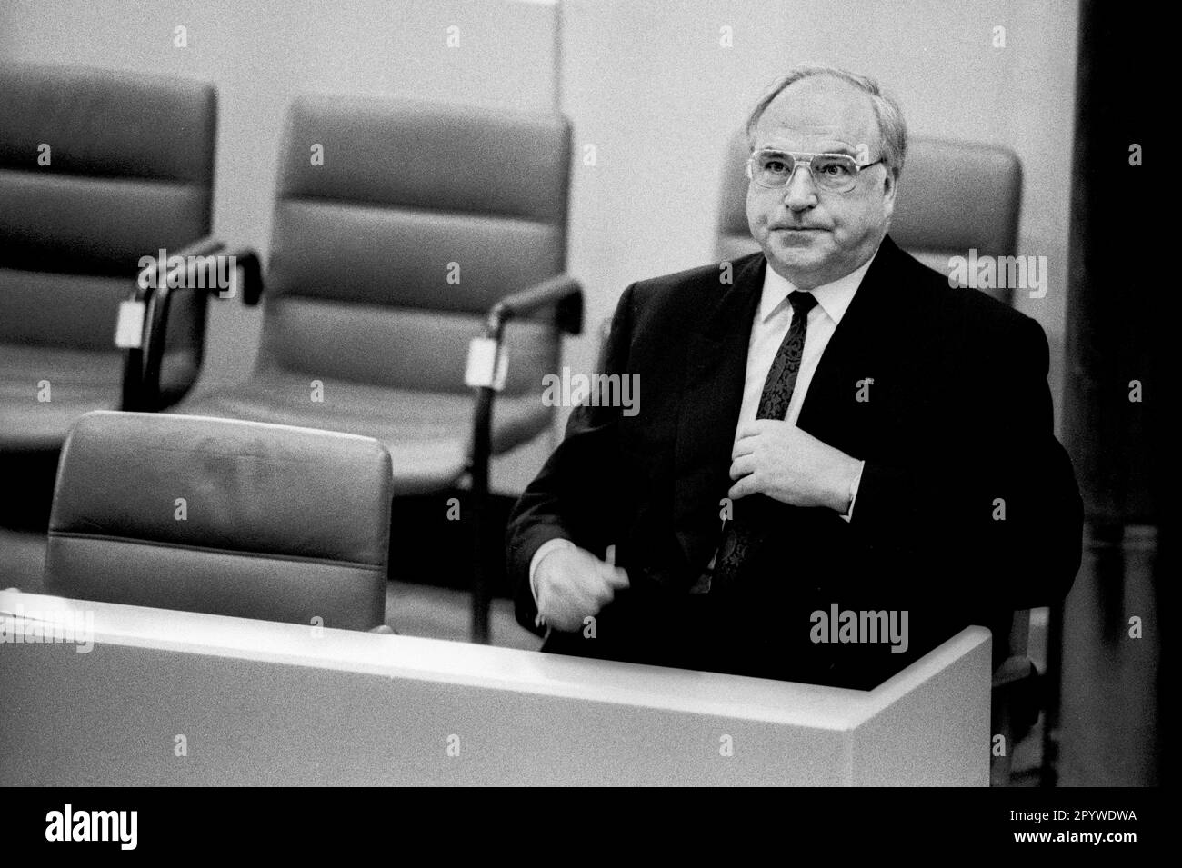 Allemagne, Bonn 17.01.1991 Archive-No.: 24-41-05 Election du Chancelier fédéral au Bundestag photo: Chancelier fédéral Helmut Kohl [traduction automatique] Banque D'Images