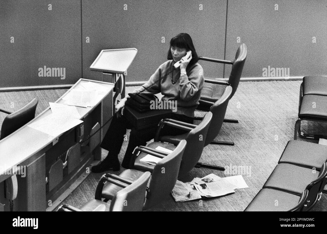 Allemagne, Bonn 17.01.1991 Archive-No.: 24-35-16A Election de la chancelière fédérale au Bundestag photo: Ingrid Matthaeus-Maier, SPD [traduction automatique] Banque D'Images