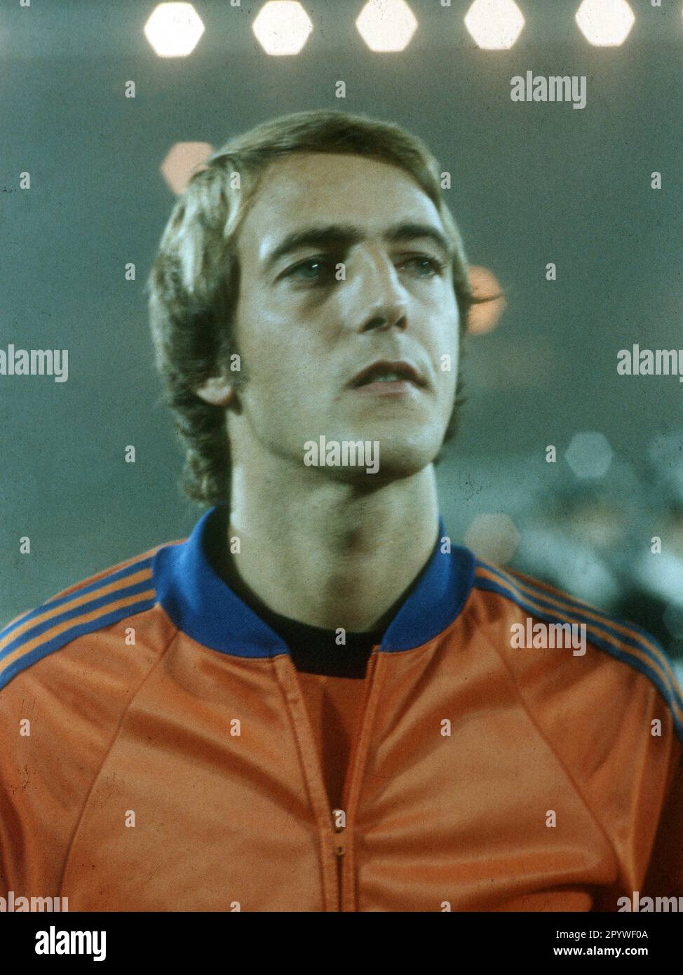 Qualification de coupe du monde pays-Bas - Belgique 26.10.1977 à Amsterdam / Johan Neeskens, portrait, maillot national. [traduction automatique] Banque D'Images