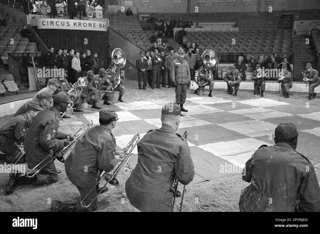 Stars of the Manège-The Golden Ten 1966 [traduction automatique] Banque D'Images