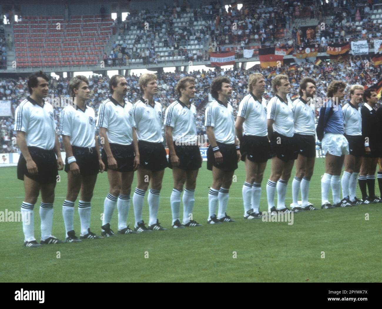 FICHE CARTE ONZE ESPANA 82 ESPAGNE 1982 FOOTBALL RUMMENIGGE RFA