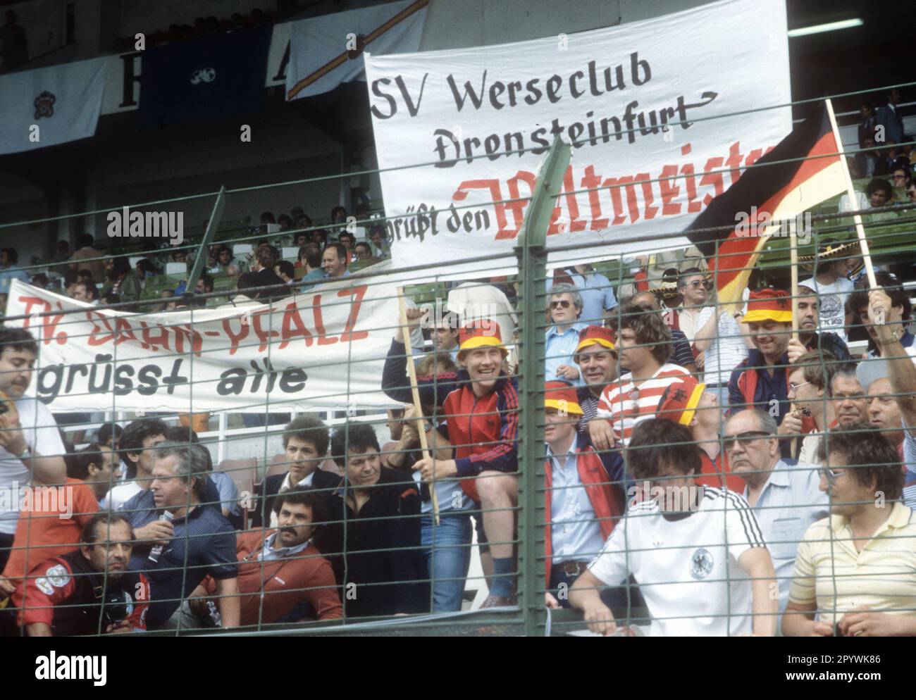 Coupe du monde de football 1982 en Espagne. Tour préliminaire Algérie