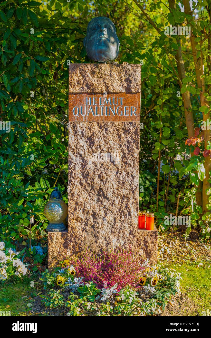 Tombe honoraire de l'acteur Helmut Qualtinger, cimetière central, Vienne, Autriche Banque D'Images