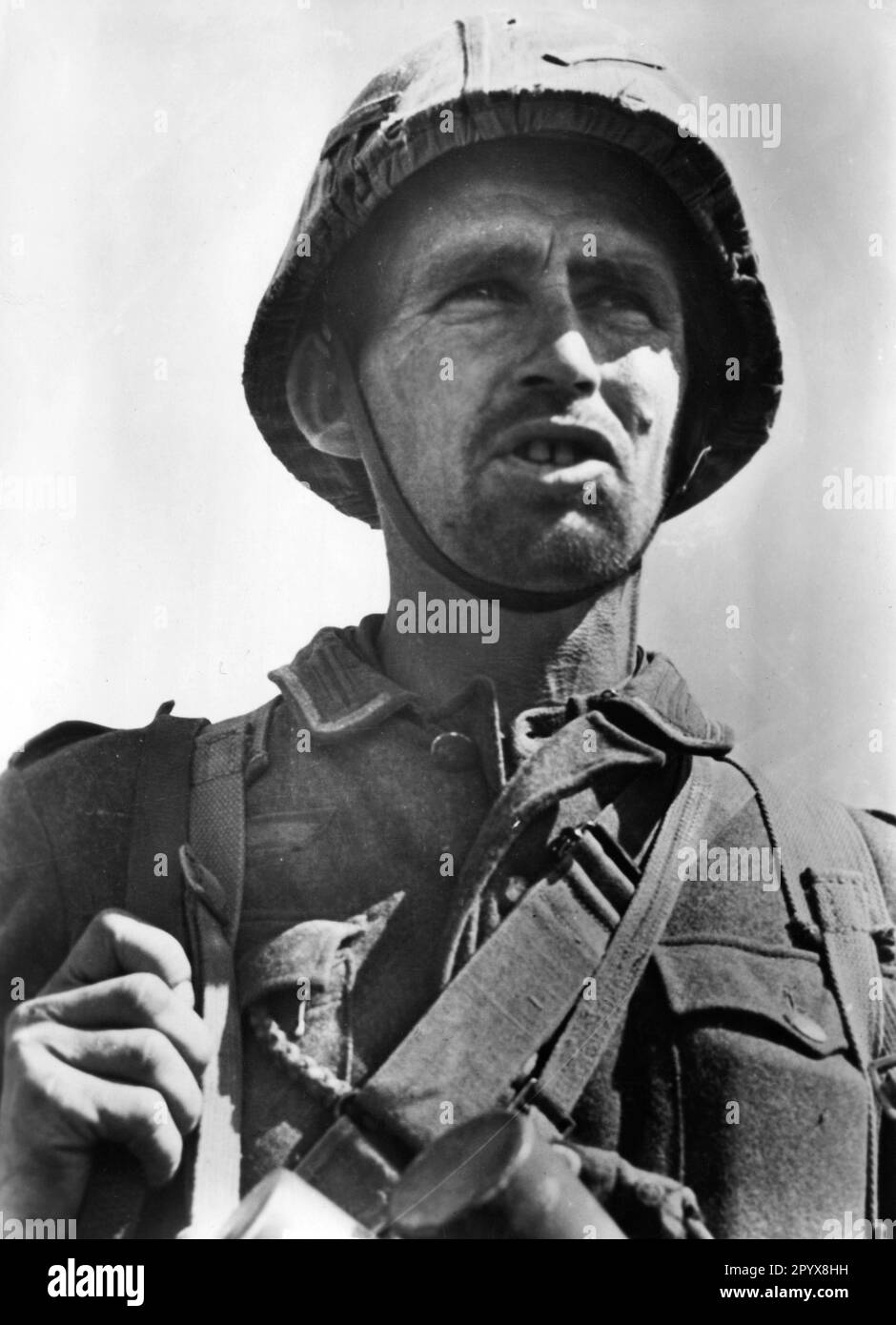 Soldat allemand combattant sur le fleuve Dniepr dans la partie sud du front est. Photo: Willerich. [traduction automatique] Banque D'Images