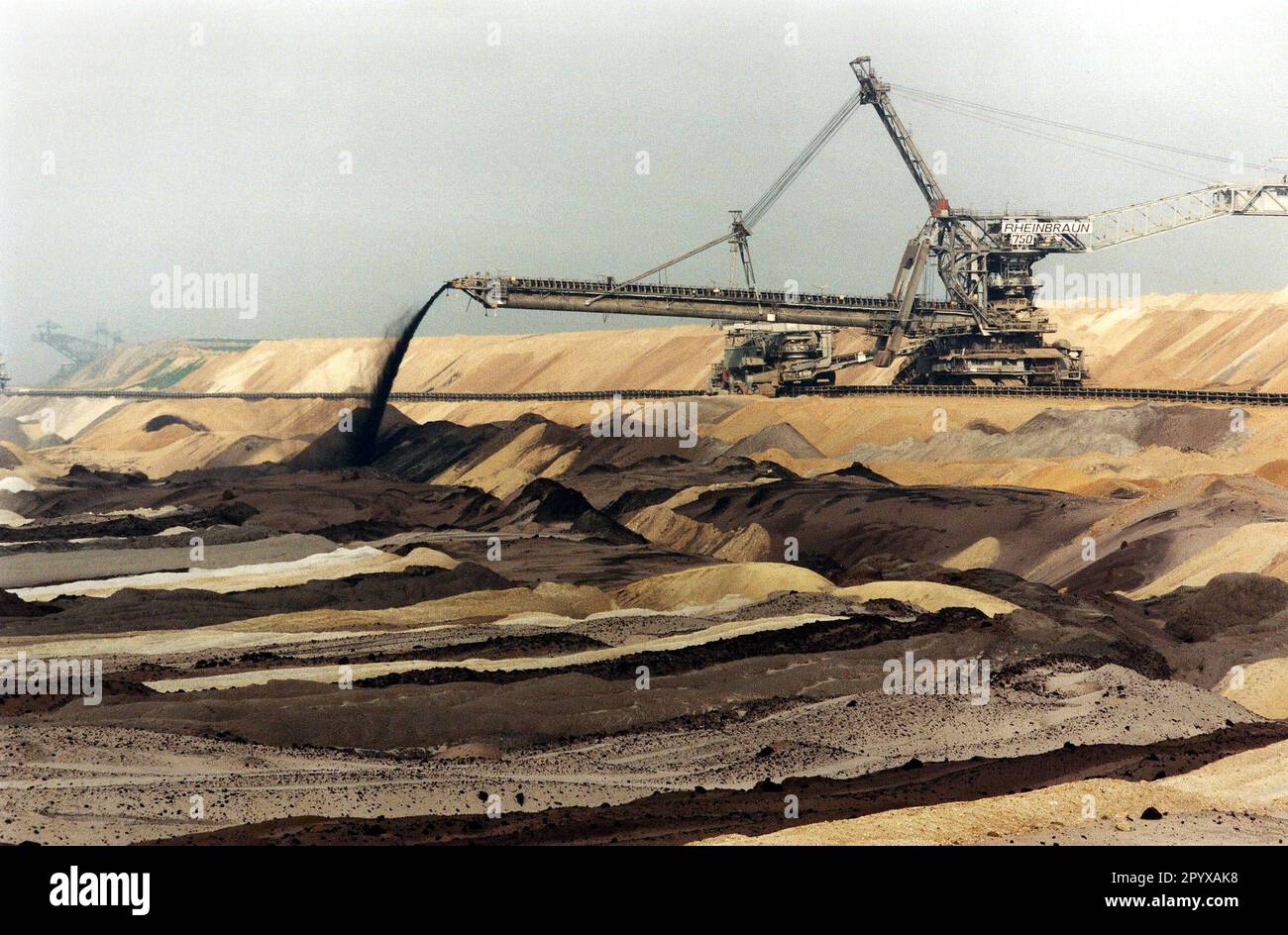 Date de la photographie: 25.10.1996 tas de déblais dans la mine de lignite opencast Garzweiler 1 en Rhénanie-du-Nord-Westphalie. [traduction automatique] Banque D'Images