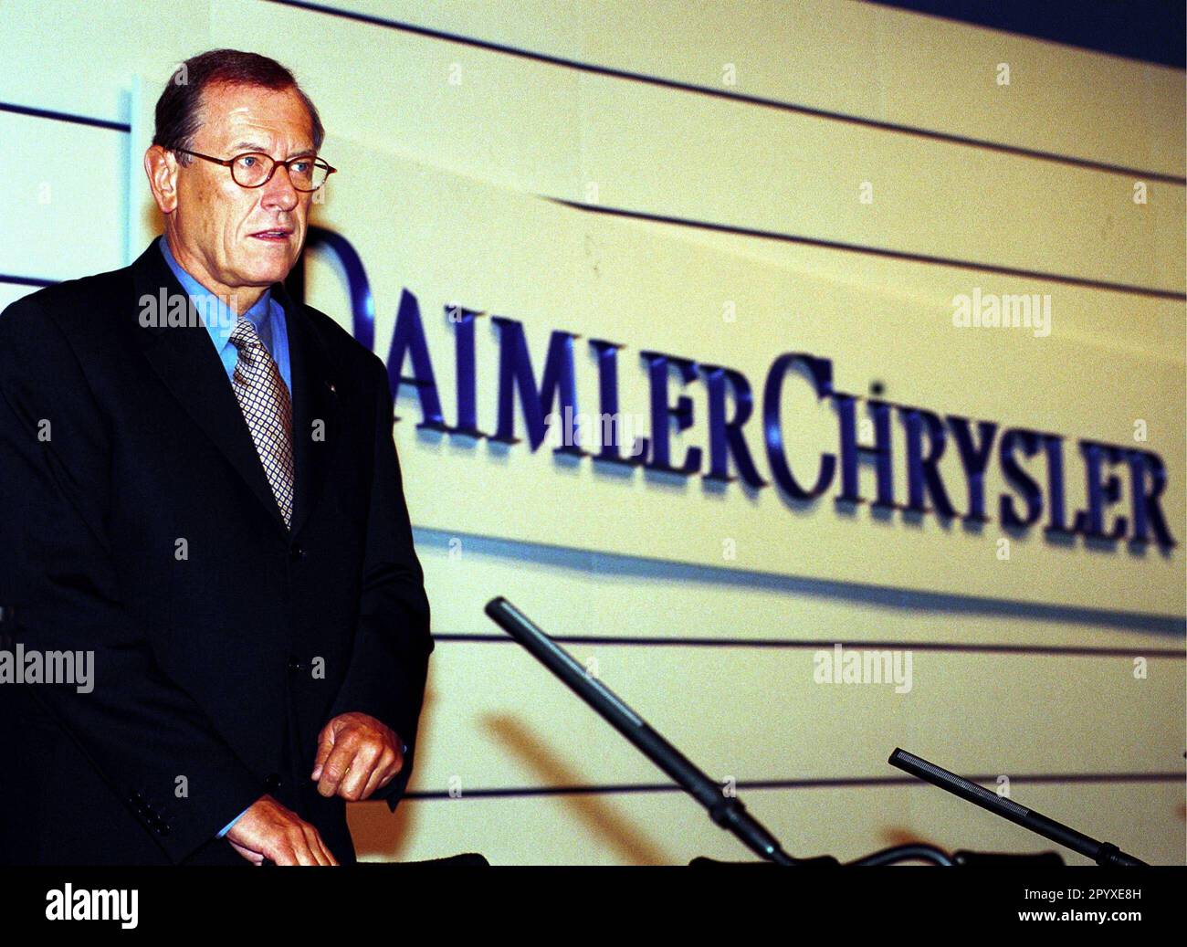 Jürgen E. Schrempp, Président du Conseil d'Administration de DaimlerChrysler AG. [traduction automatique] Banque D'Images