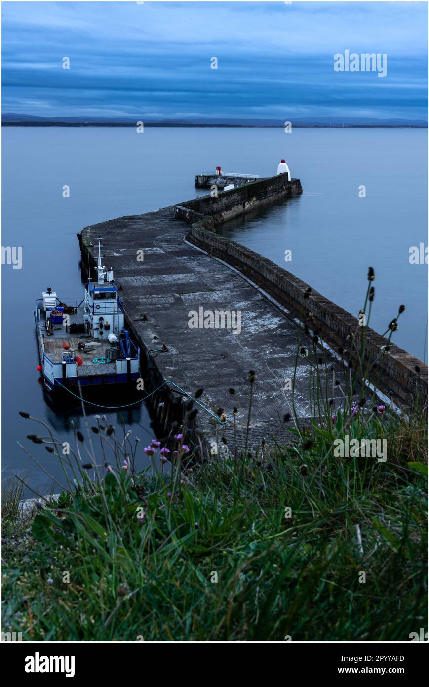Burghead Harbour Wall, Moray, Écosse, Royaume-Uni Banque D'Images