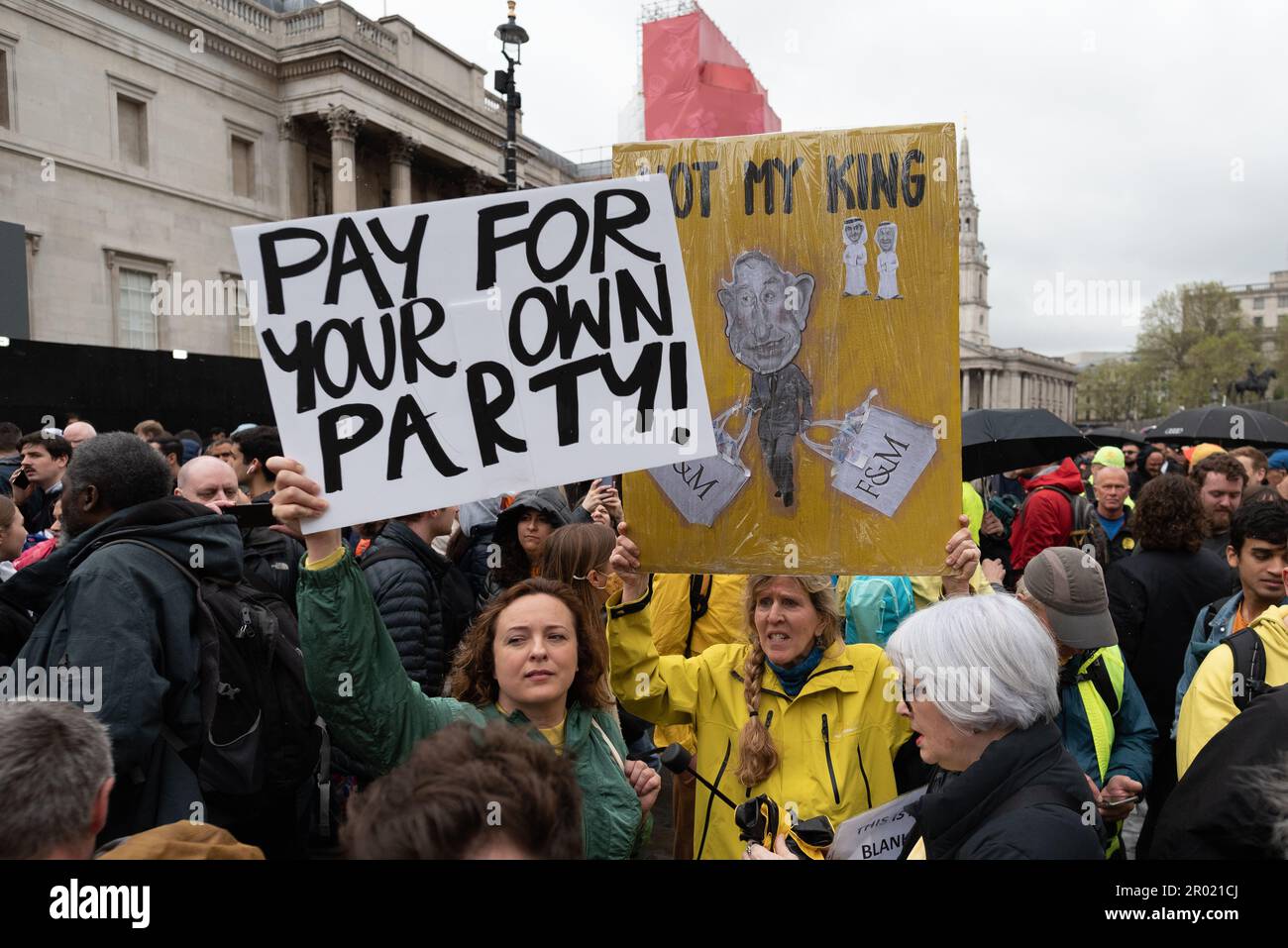 Londres, Royaume-Uni. 6 mai 2023. Les manifestants anti-monarchie organisés par la République organisent un rassemblement « pas mon roi » le jour du couronnement du roi Charles III Crédit : Ron Fassbender/Alamy Live News Banque D'Images