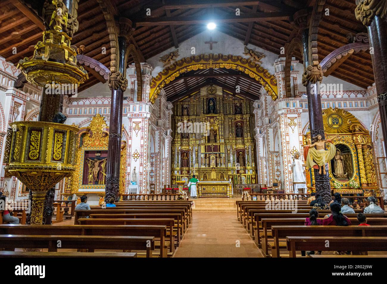 Intérieur de la mission San Ignacio de Velasco, site de l'UNESCO missions jésuites de Chiquitos, Bolivie Banque D'Images