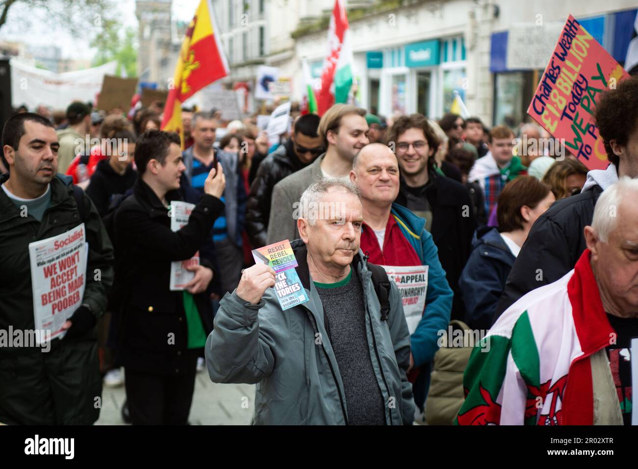 6th mai 2023. Les Républicains se réunissent à Cardiff, au pays de Galles, pour protester contre le couronnement du roi Charles. Banque D'Images